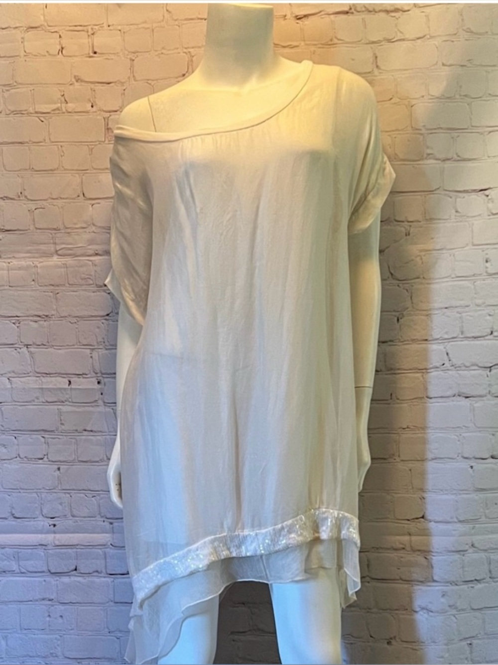 ❤️ VINTAGE White Sheer Tunic DRESS w/ Sequin Hem
